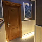 Hotel New House