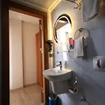 New House Hotel *
