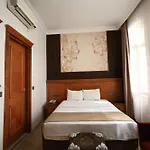 Отель New House *