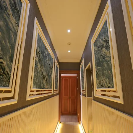 New House Szálloda